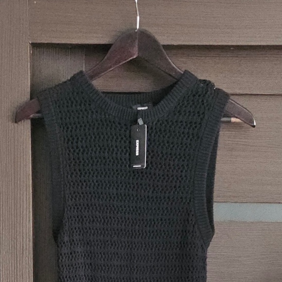 Express Linen-Blend Crochet High Neck Sleeveless Midi Dress - Size Medium - NWT - Picture 4 of 7